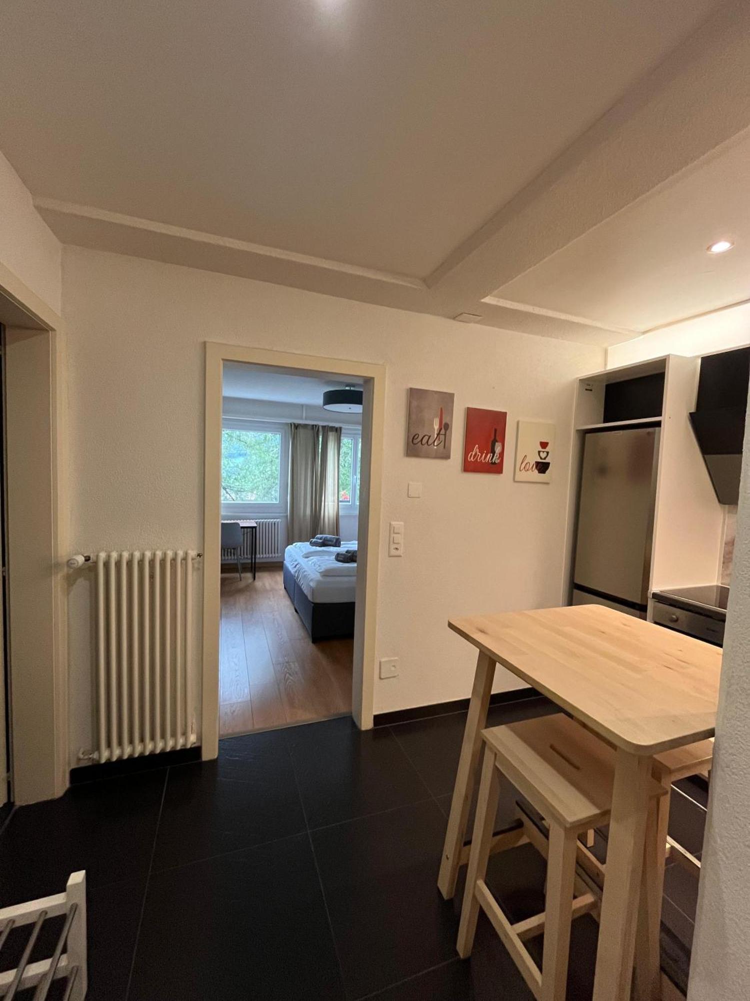 Center, Sauna, View - Haus Linaria Leukerbad Zimmer foto